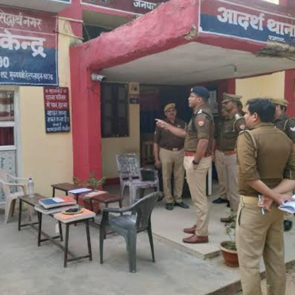 जमीन विवाद में महिला और मां से मारपीट, घर में:कोर्ट के आदेश पर गोल्हौरा में 2 नामजद पर केस दर्ज