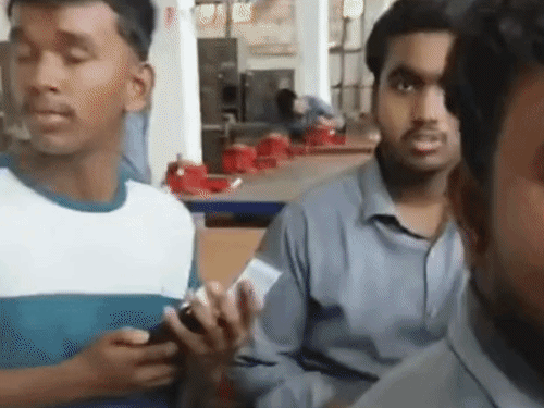 यूथ कांग्रेस चुनाव में फर्जी वोटिंग के आरोप:भिलाई ITI में ऑनलाइन वोटिंग का वीडियो वायरल; प्रत्याशी ने पुलिस में की शिकायत