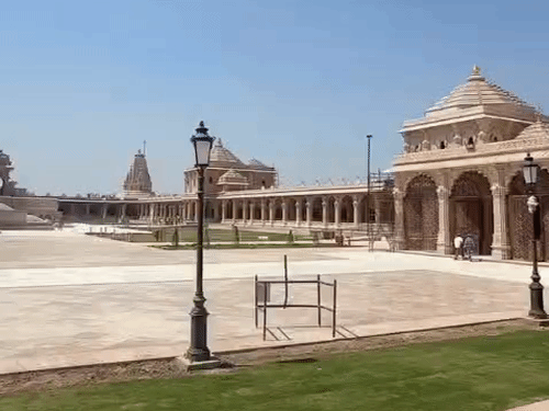टिन्नू और रिटायर्ड बैंककर्मी की अर्जी पर सुनवाई आज:अयोध्या में राम मंदिर चढ़ावा चोरी मामले के आरोपियों की जमानत का मामला