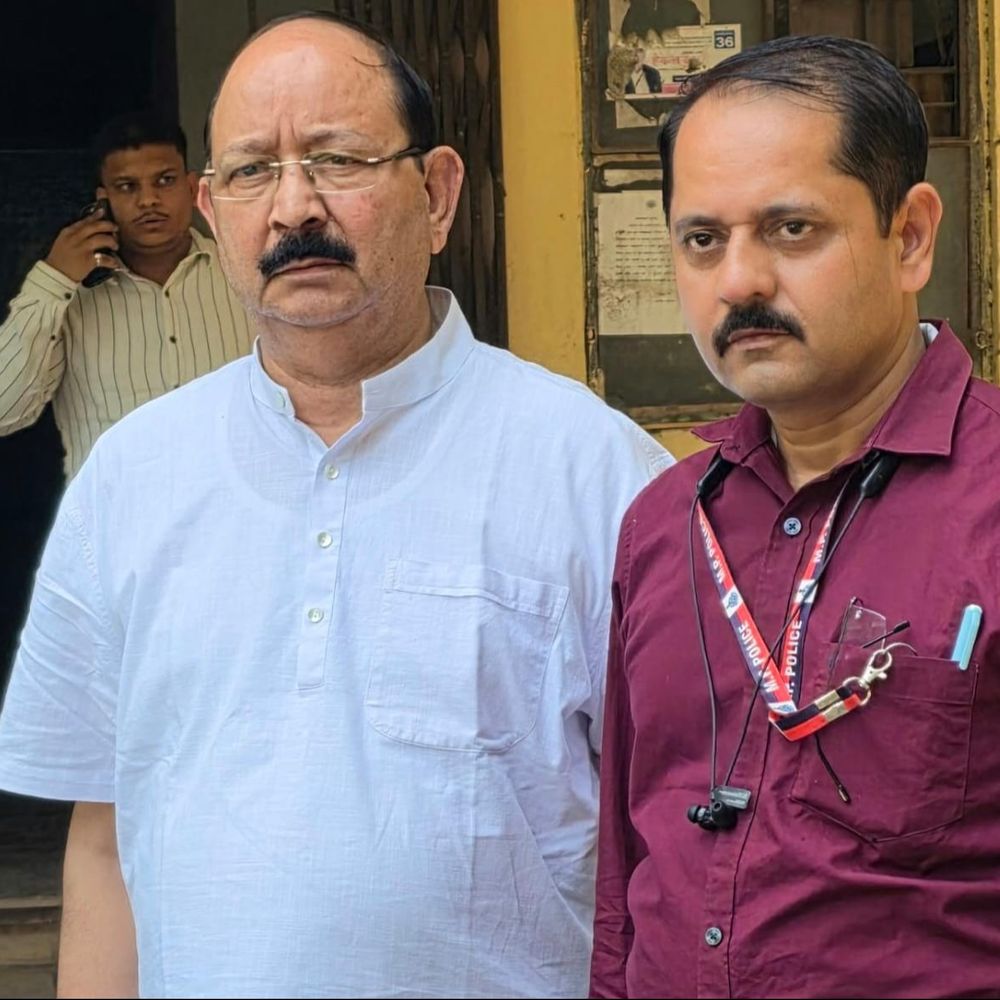 सहारा का बड़ा 'चिटफंड' माफिया गिरफ्तार:45 हजार करोड़ की धोखाधड़ी के आरोपी को लखनऊ से दबोचा; 20 मामलों में 2020 से था फरार
