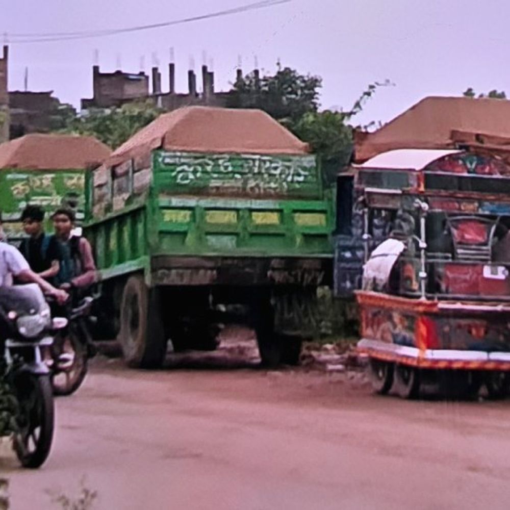 सिंध-पार्वती नदी से अवैध खनन कर आ रही रेत:हाईकोर्ट की सख्ती से सिर्फ गिट्टी पर मॉनिटरिंग रेत के अवैध खनन-ओवरलोडिंग को खुली छूट