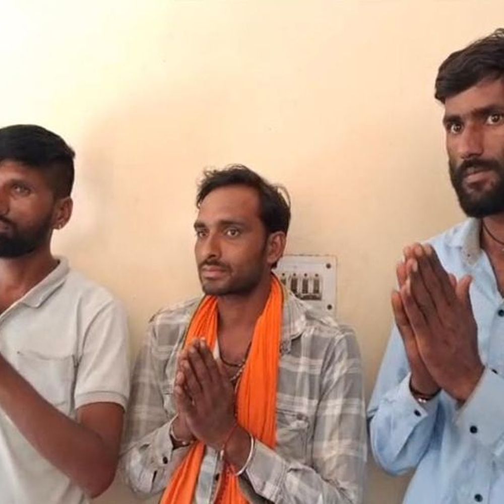 विदेशी-महिला का नहाते हुए वीडियो बनाया,फिर हाथ जोड़कर माफी मांगी:अजमेर पुलिस ने तीन युवकों को मध्यप्रदेश से किया गिरफ्तार, बोले- गलती हो गई