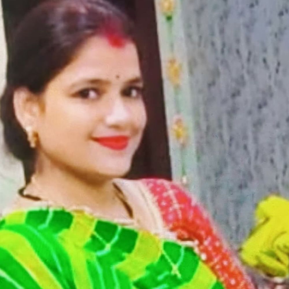 पति ने पत्नी की हत्या कर शव को जलाया:आगरा में हड्डियां ले जाकर यमुना में फेंकी, लापता होने की झूठी कहानी रची
