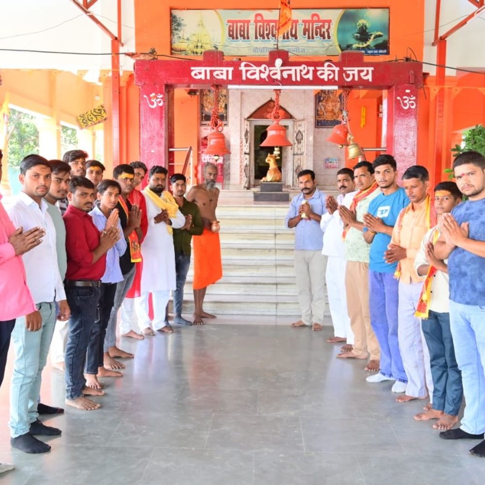 कन्नौज से श्रद्धालुओं का जत्था रवाना:अन्नपूर्णा पूर्णागिरी में 2 अक्टूबर को होगा विशाल हवन व भंडारा