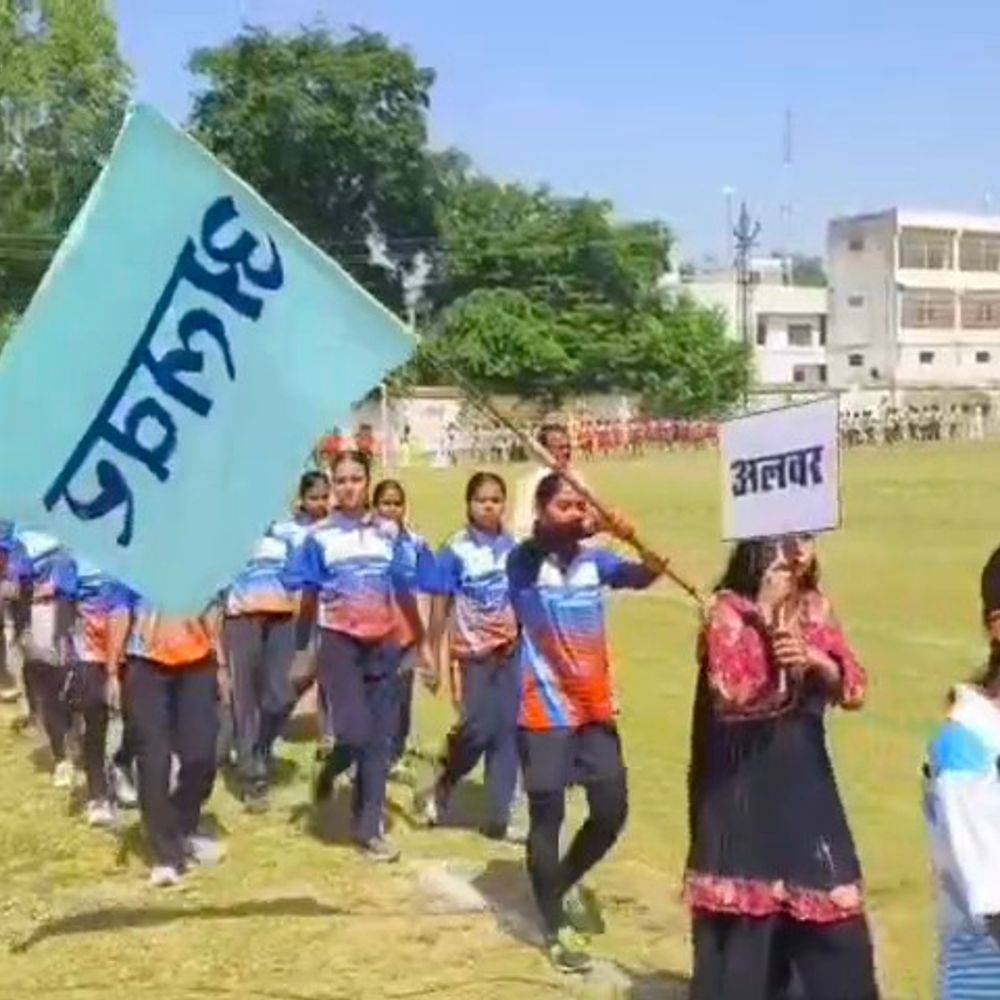डूंगरपुर में 70वीं राज्य स्तरीय छात्रा हॉकी प्रतियोगिता शुरू:38 जिलों की टीमें ले रहीं हिस्सा, 7 अक्टूबर तक चलेंगे मुकाबले