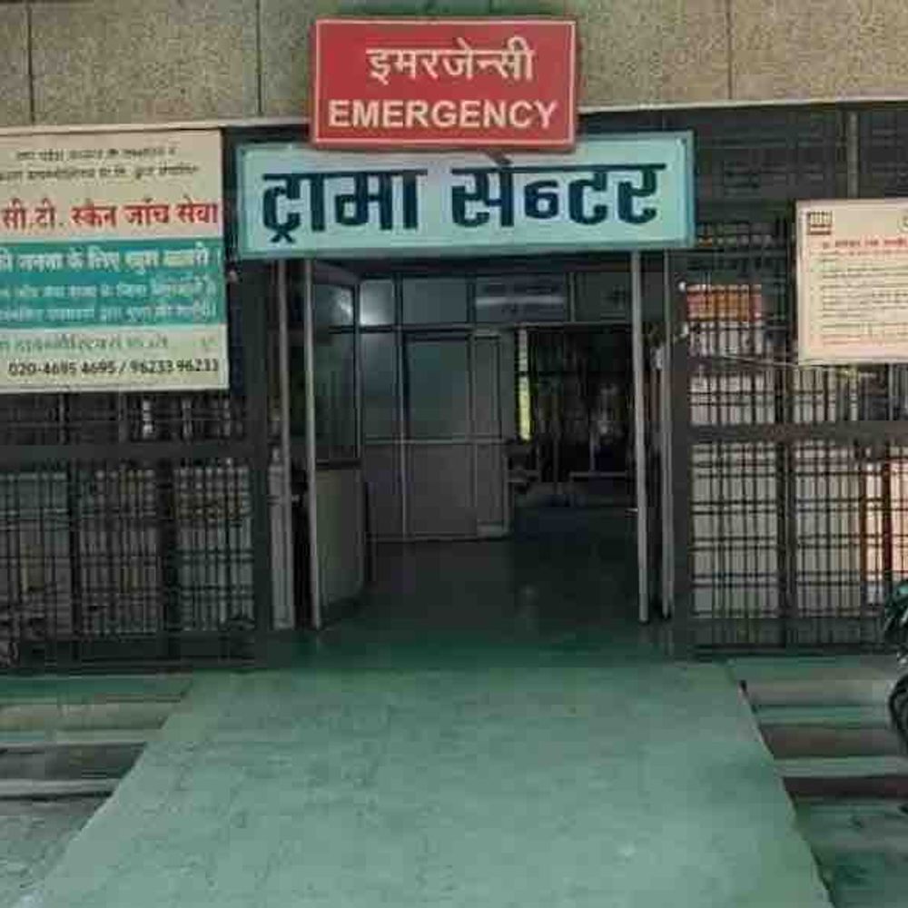 गाजियाबाद के सरकारी अस्पतालों में मरीजों की संख्या बढ़ी:17 लाख ओपीडी के बीच 77 डॉक्टरों की कमी से बढ़ा दबाव
