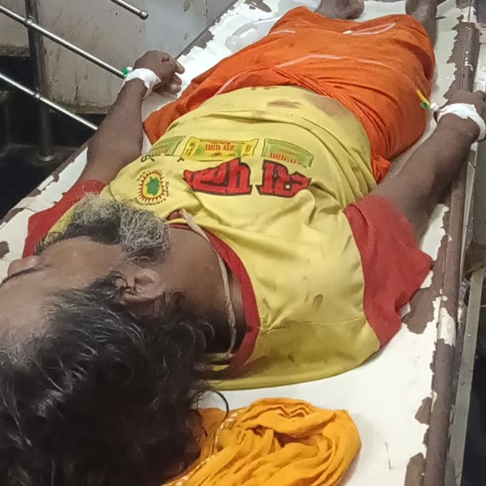 सांप के काटने से युवक की मौत:महराजगंज में हादसा, जिला अस्पताल में इलाज के दौरान गई जान
