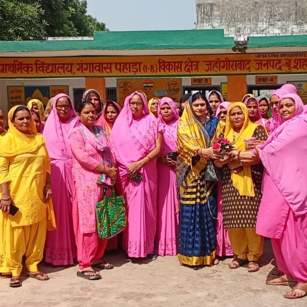 जहांगीराबाद में महिला स्वच्छता कार्यक्रम:एचपीवी टीकाकरण के प्रति जागरूकता,किशोरावस्था में व्यक्तिगत स्वच्छता के बताए गुण
