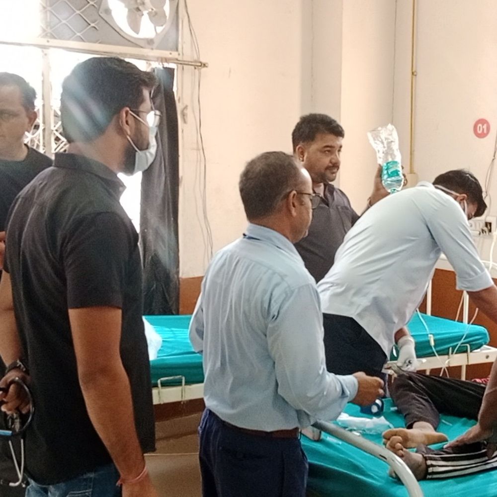 मां और 2 बेटियों ने खाया जहर:गंभीर हालत में तीनों का इलाज जारी, घरेलू विवाद के बाद उठाया कदम
