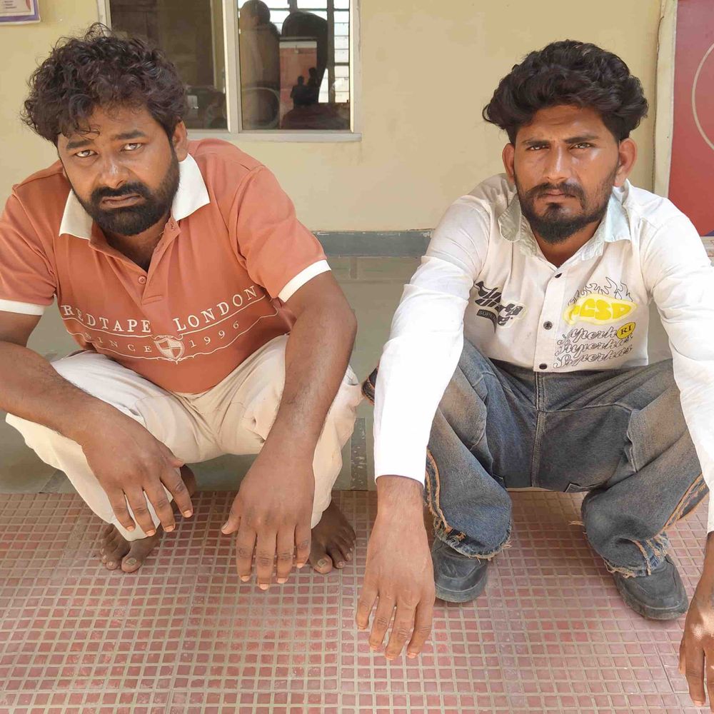 हनुमानगढ़ में 2 हेरोइन तस्कर गिरफ्तार:ऑपरेशन चक्रव्यूह में टिब्बी में नाकाबंदी में दबोचा, कार भी जब्त