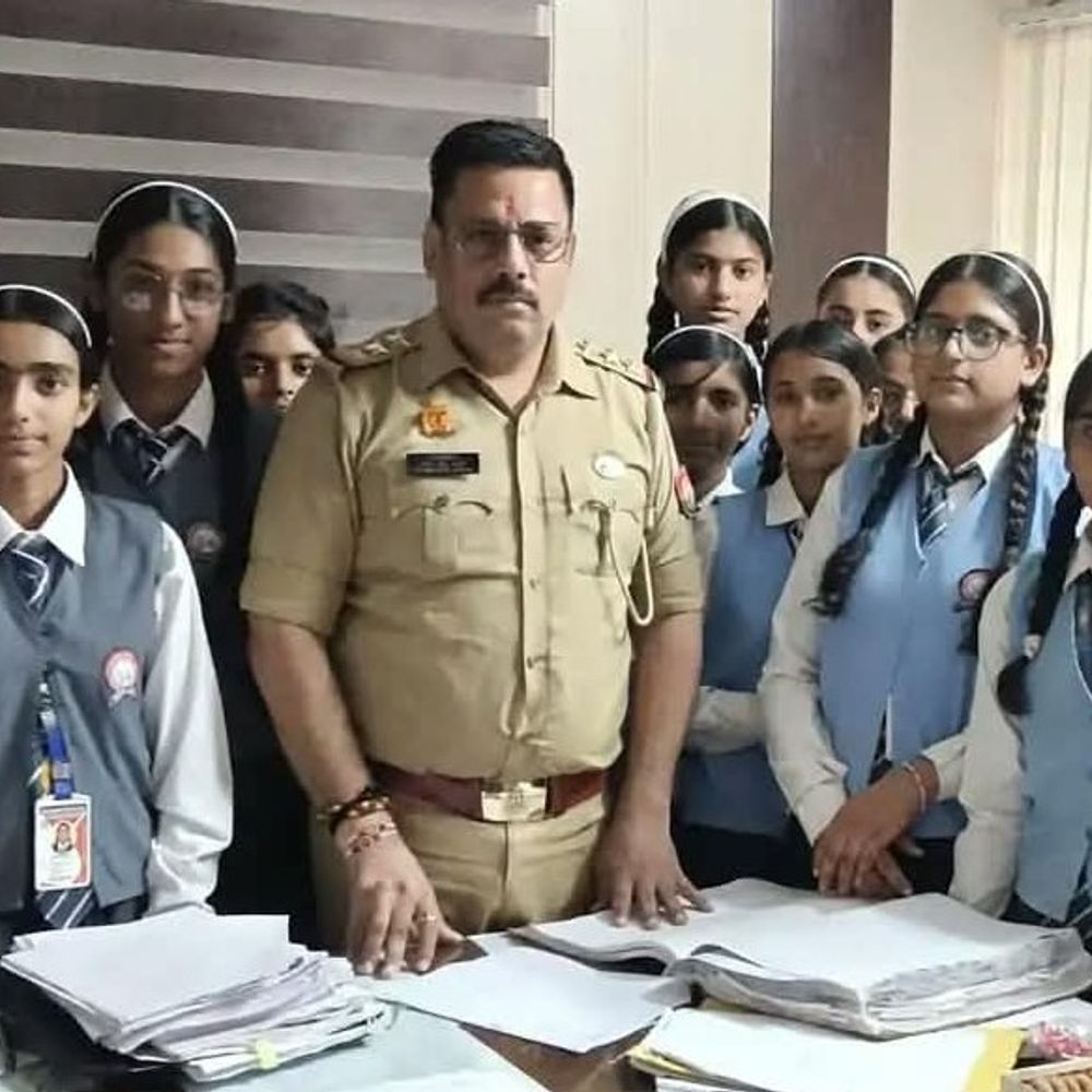 बुलंदशहर के इंस्पेक्टर धर्मेंद्र राठौर को मिलेगा मुख्यमंत्री वीरता पदक:लखनऊ में सीएम योगी आदित्यनाथ करेंगे सम्मानित