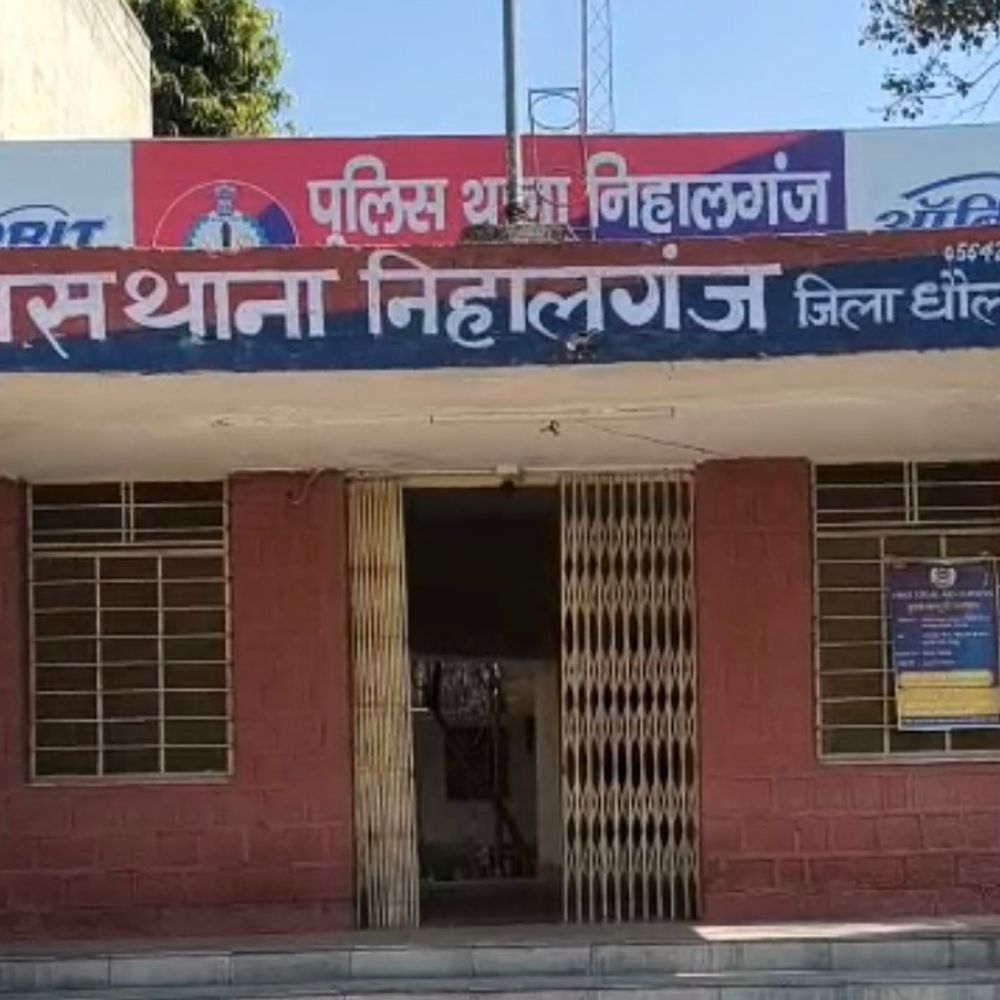 हथियार दिखाकर डकैती करने वाले गिरोह का मास्टरमाइंड गिरफ्तार:धौलपुर में घर में घुसकर की थी 1.50 लाख की लूट