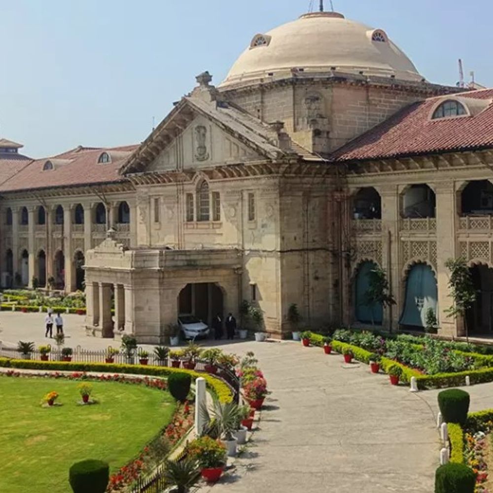 सिद्धार्थनगर में लंबित मुकदमों के चलते पासपोर्ट रोका:हाईकोर्ट ने दो सप्ताह में फैसला करने को कहा
