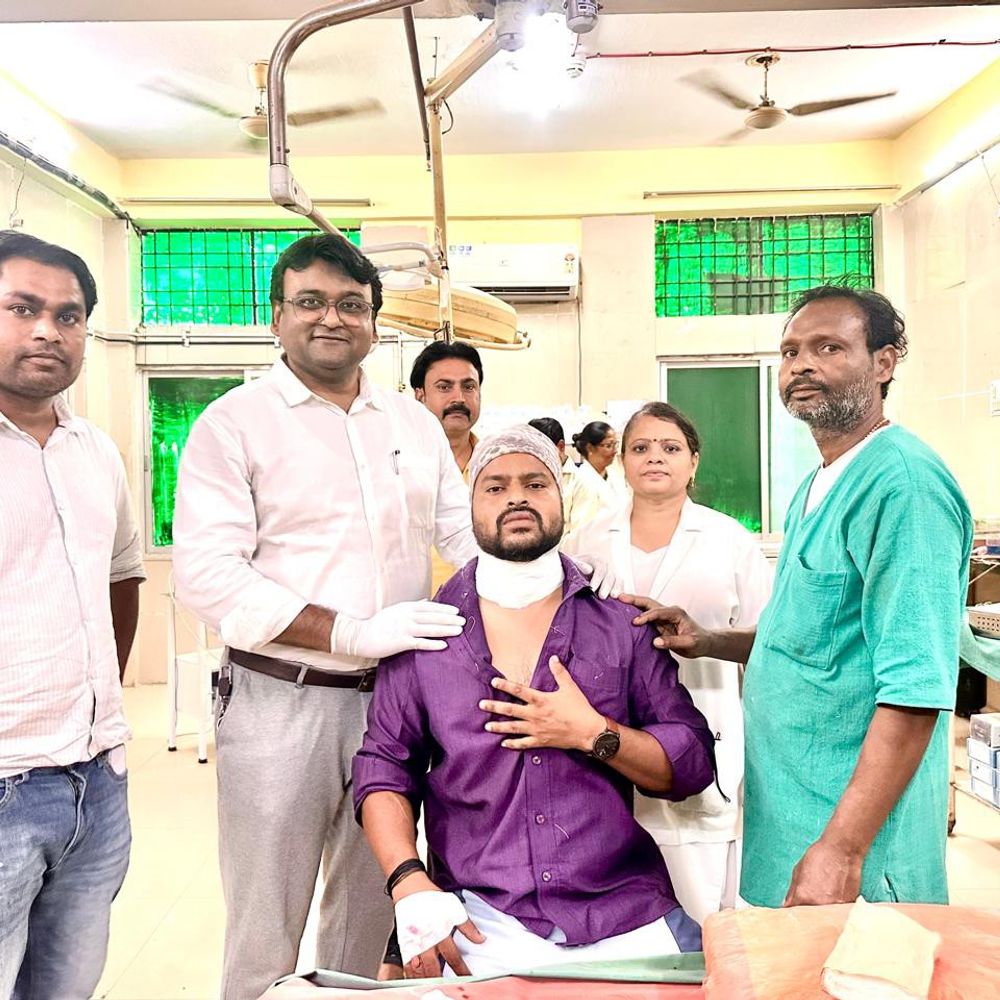 चाइनीज मांझे से घायल बाइक सवार को राहत:जौनपुर में अस्पताल से डिस्चार्ज, गर्दन पर लगे थे 10 टांके
