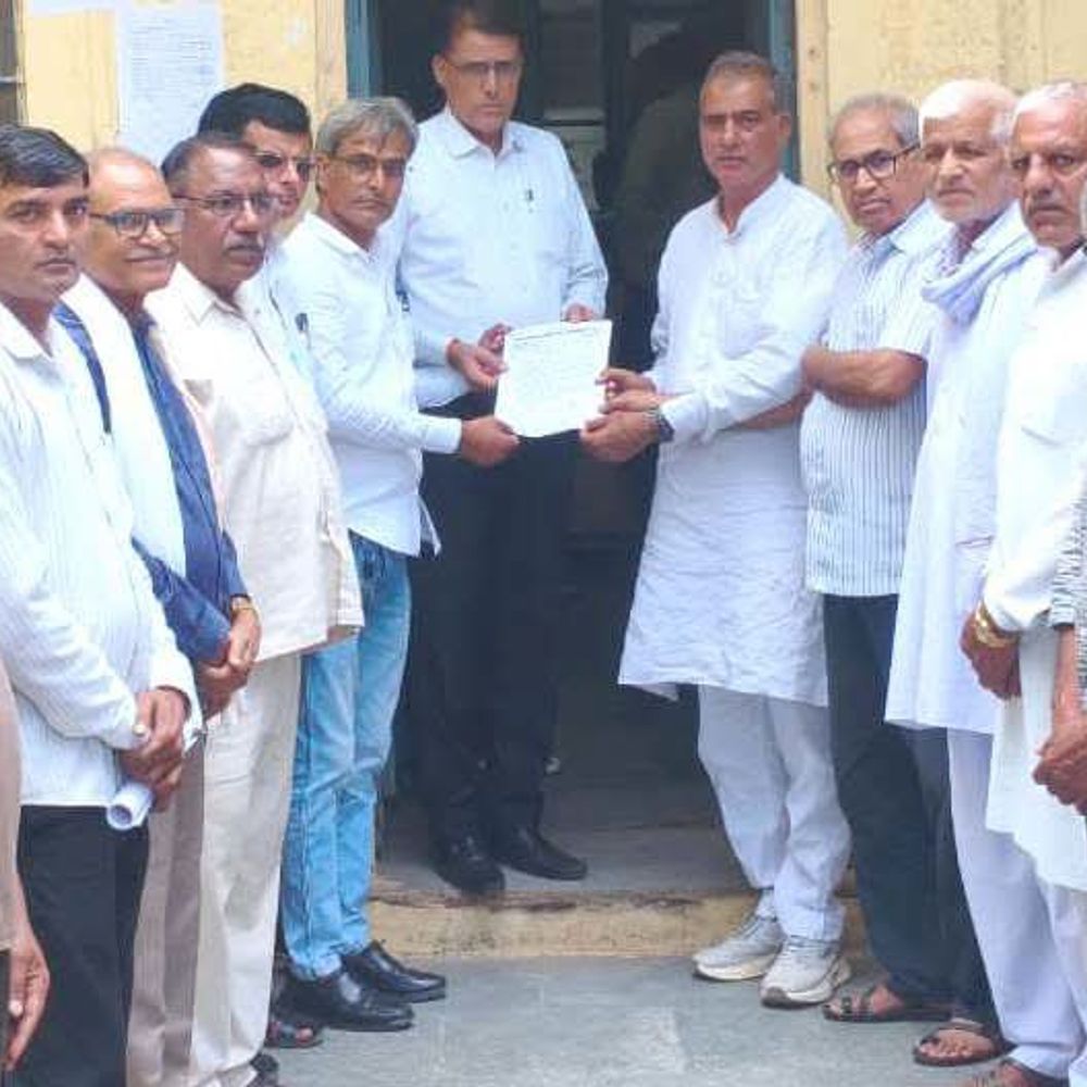 यादव महासभा ने उपजातियों को 'यादव' में करने की मांग:एडीएम को ज्ञापन सौंपा, 57 उपजातियों को एक श्रेणी में लाने की अपील