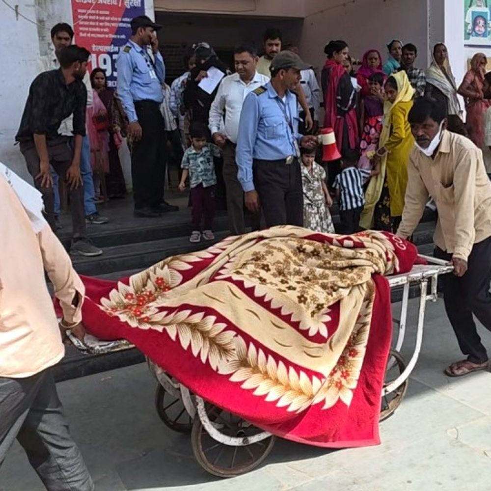 प्रसव के दो दिन बाद महिला की मौत:छतरपुर जिला अस्पताल से परिजन बिना बताए घर ले गए थे