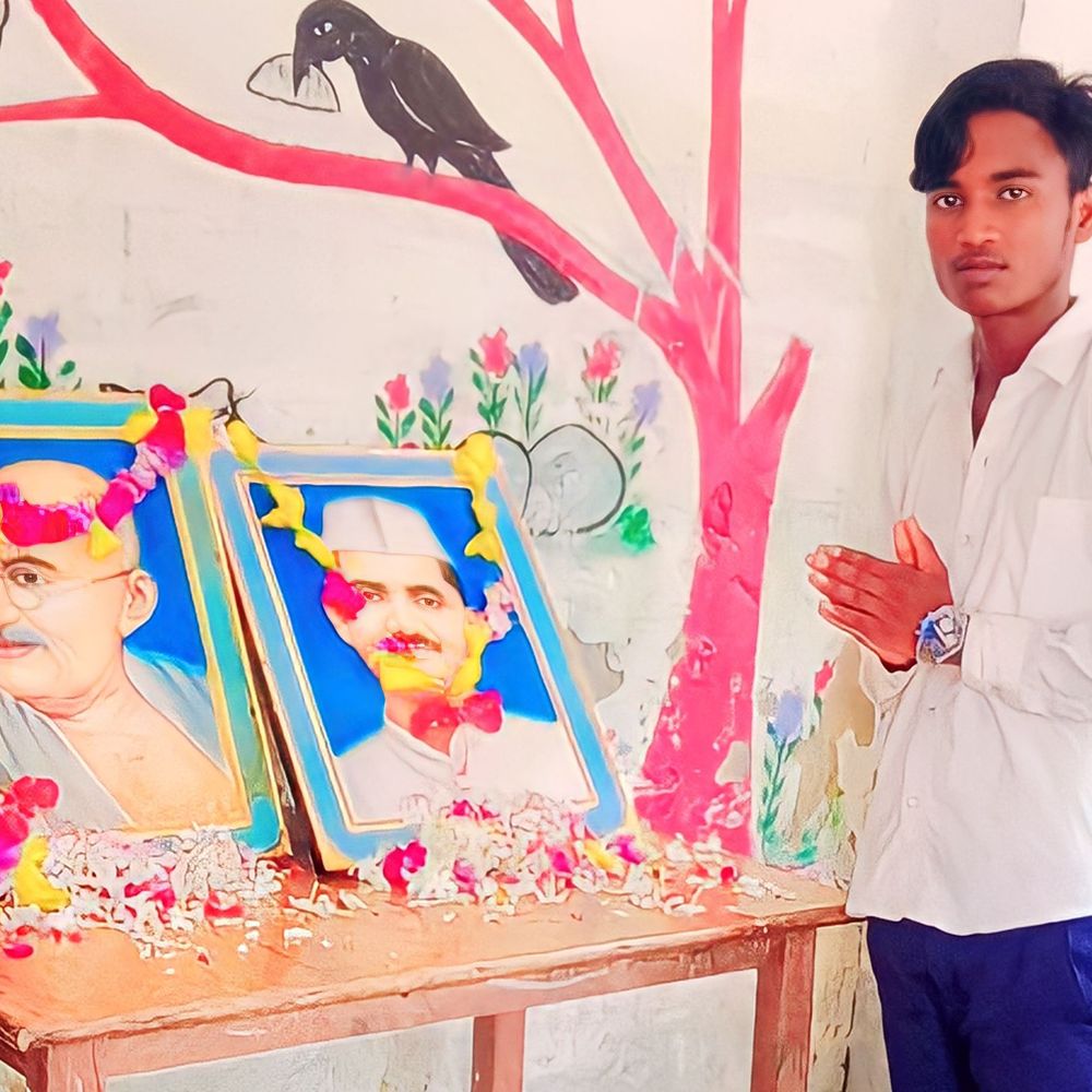 गोनिया खुर्द स्कूल में गांधी जयंती कार्यक्रम:सत्य, अहिंसा और स्वच्छता अपनाने का संकल्प, बच्चों ने दीं देशभक्ति प्रस्तुतियां