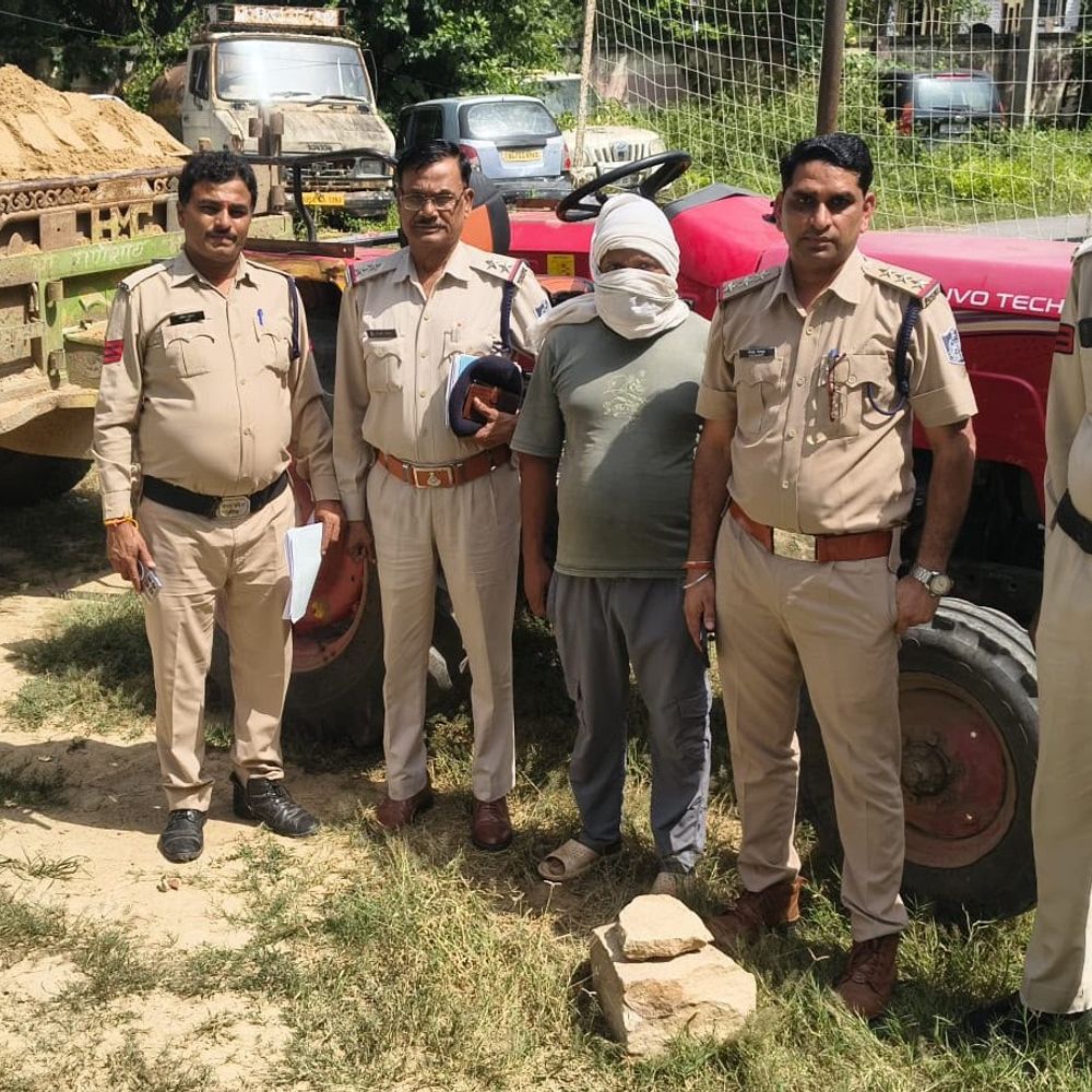 आसन नदी से रेत का अवैध खनन:मुरैना में चेकिंग के दौरान पकड़ी गई ट्रैक्टर-ट्रॉली, चालक गिरफ्तार; खनिज अधिनियम के तहत केस दर्ज