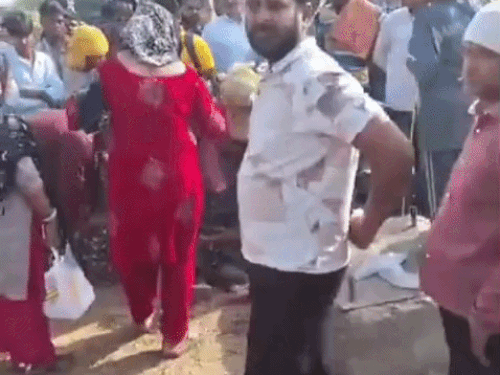पत्नी को फोन कर नहर पर बुलाया, फिर लगाई छलांग:बचाने के लिए युवक भी कूदे, तेज बहाव में बहा; फरीदाबाद पुलिस ने चलाया सर्च-ऑपरेशन
