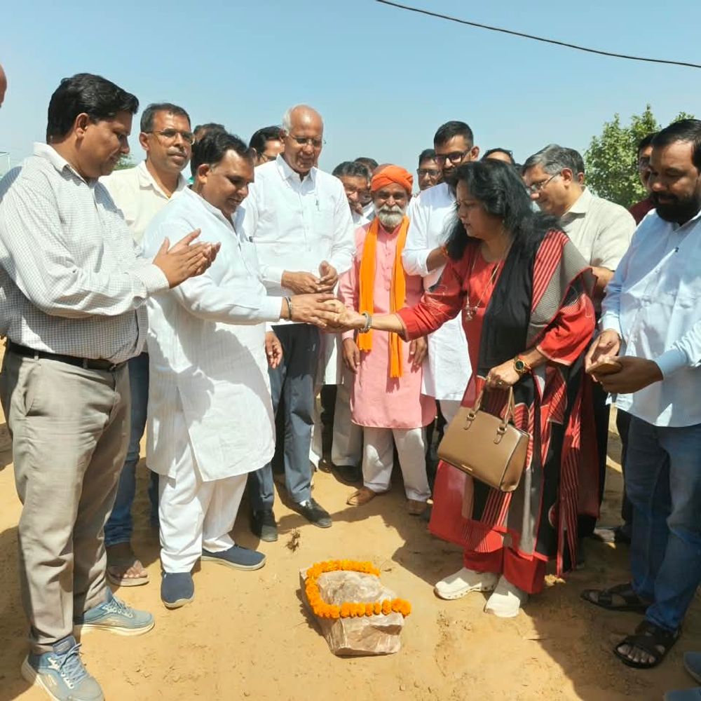 महेंद्रगढ़ में वाटर स्टोरेज टैंक का शिलान्यास:विधायक कंवर सिंह यादव बोले- आएगी ₹12.80 करोड़ लागत, शहर को जलभराव से मिलेगी राहत