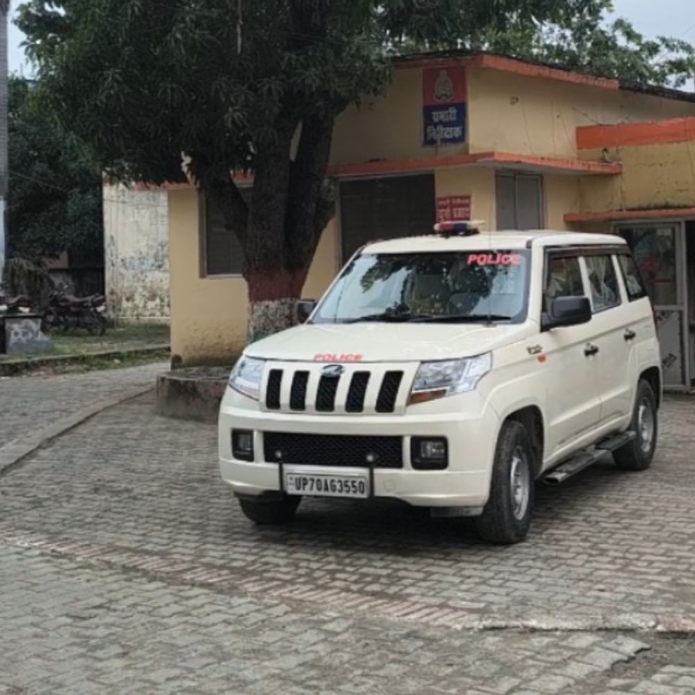 फर्जी प्रमाणपत्र बनाने पर पिता-पुत्री समेत तीन पर केस:सिद्धार्थनगर में कोर्ट के आदेश पर कार्रवाई, युवक को फंसाने का भी आरोप
