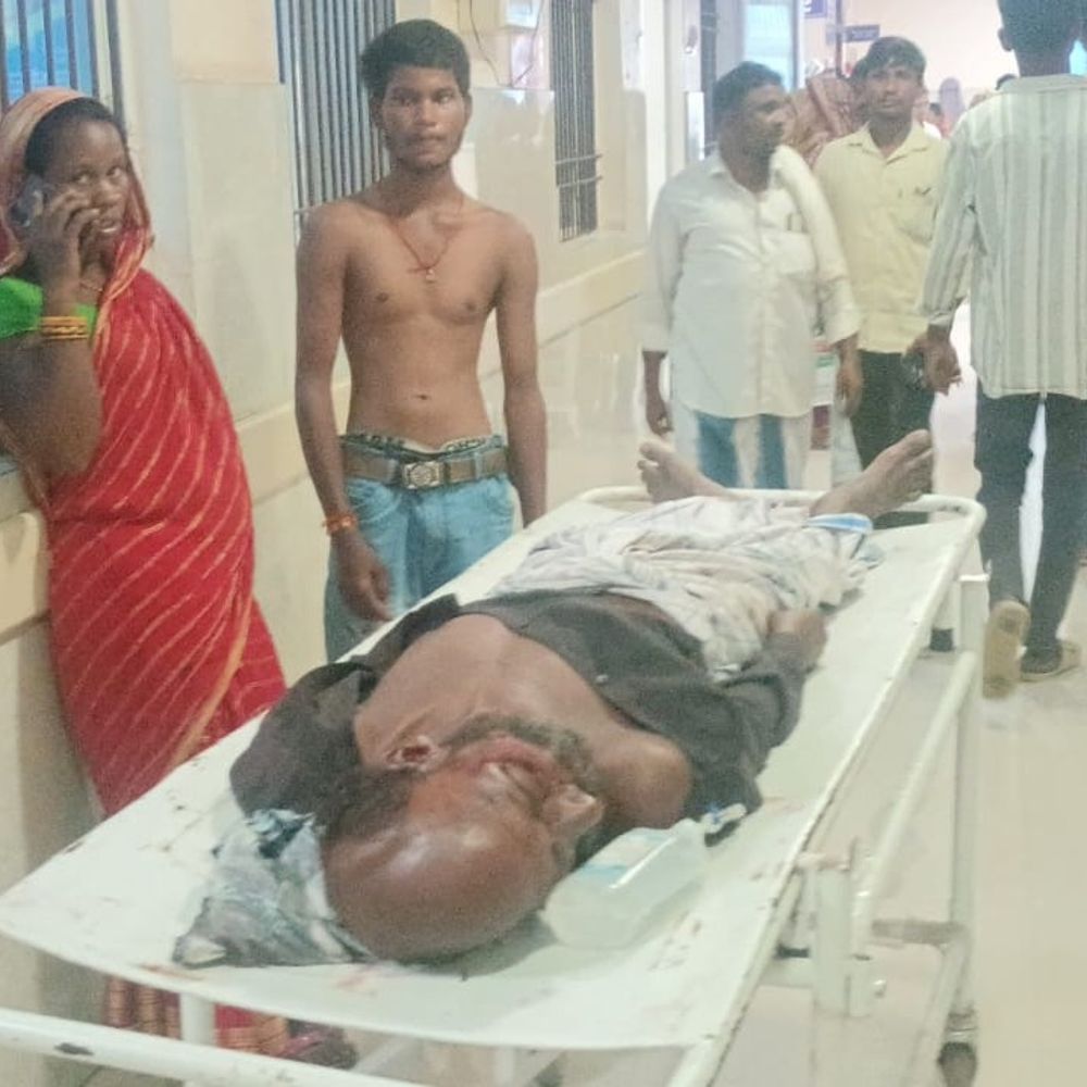 अररिया- अज्ञात वाहन की टक्कर से बाइक सवार की मौत:बेटी के घर जा रहे थे 50 साल के झुग ऋषिदेव, इलाज के दौरान तोड़ा दम
