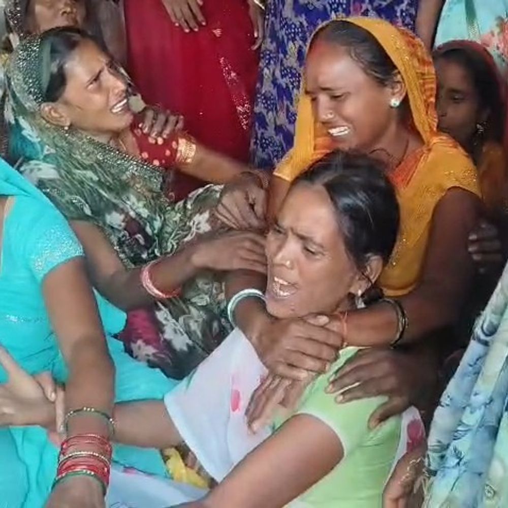 सीतापुर में दहेज के लिए विवाहिता को जलाने का आरोप:लखनऊ में 7 दिन चले इलाज के दौरान मौत, मां की तहरीर पर पति समेत 4 पर केस दर्ज