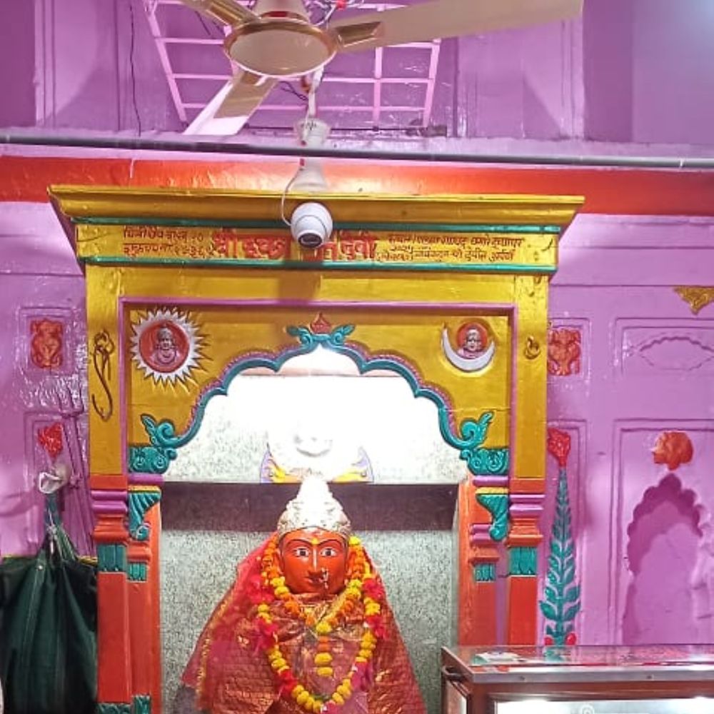 नवरात्रि उत्सव की तैयारी शुरू, मां इच्छा देवी, आशा देवी मंदिर में व्यवस्थाओं में जुटी संस्था