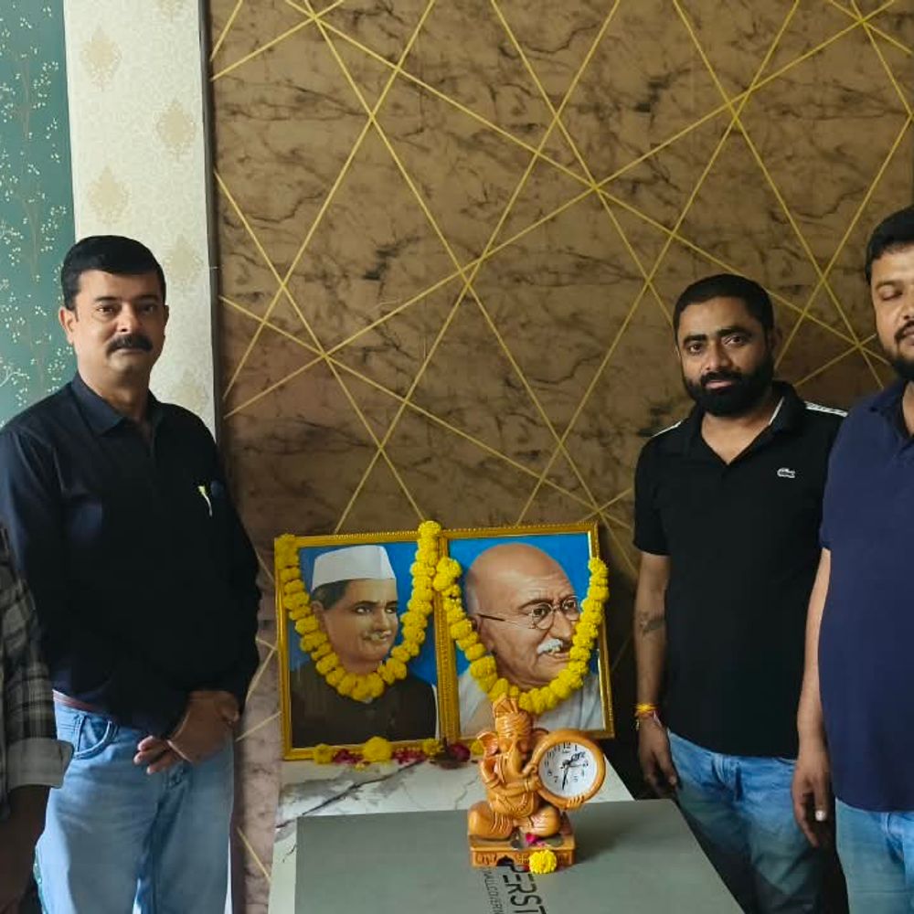 कानपुर में 'दिव्य ज्योति अभियान':महापुरुषों को दी गई श्रद्धांजलि; युवाओं से की गई आदर्श अपनाने की अपील