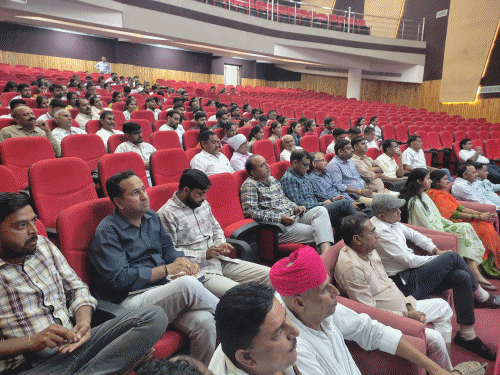 CM ने पंचायत राज जनप्रतिनिधियों से किया वर्चुअल संवाद:डीडवाना में लाइव प्रसारण, ग्रामीण विकास और योजनाओं पर हुई चर्चा
