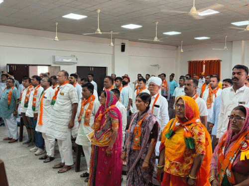 आयोग अध्यक्ष बोले- पंचायती-चुनाव को हर हाल में जितना हैं:मैनेजमेंट और मॉनिटरिंग पर दें जोर; चुनाव प्रभारी बनाने को लेकर भी चर्चा हुई