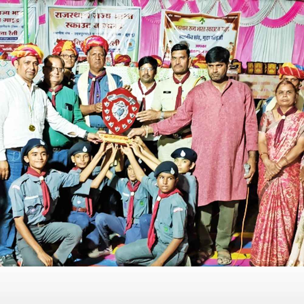 गुढ़ा की टीम ने जीती कमिश्नर शील्ड