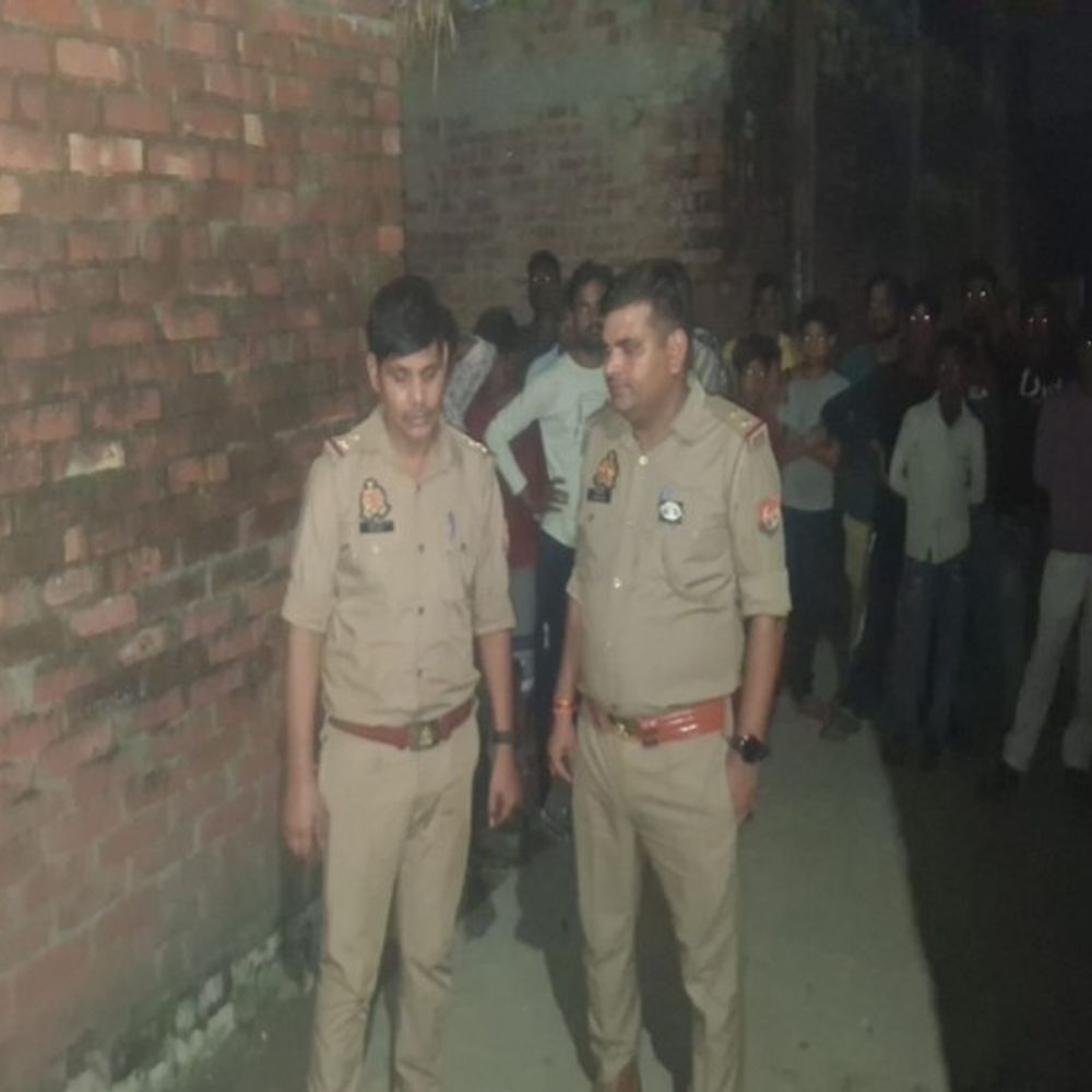 शाहजहांपुर में पैसे नहीं देने पर चाचा की हत्या:भतीजे ने सिर पर ईंट मारकर जान ली, आए दिन होता था विवाद