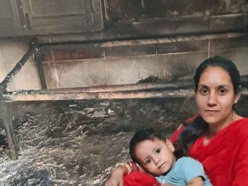 मृतक विवाहिता के परिजन सिरसा एएसपी से मिले:बोले-आरोपी खुले घूम रहे, मां-बेटी जलने से मौत मामला, आरोप-बेटी संस्था को देने का दबाव था