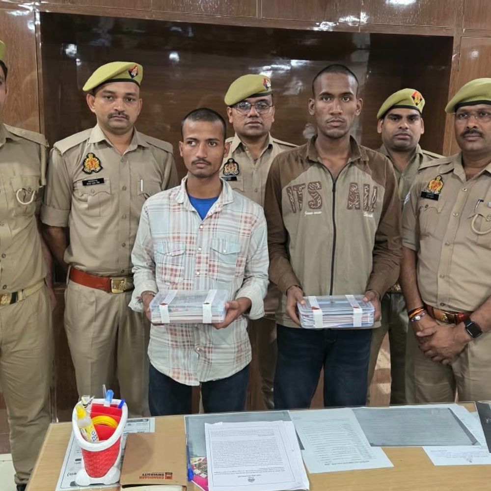 27 पासबुक-चेकबुक से साइबर ठगी का नेटवर्क खुला:रैपिडो चालक और स्विगी कर्मी से जुड़े तार, नाइजीरियाई कनेक्शन की भी जांच