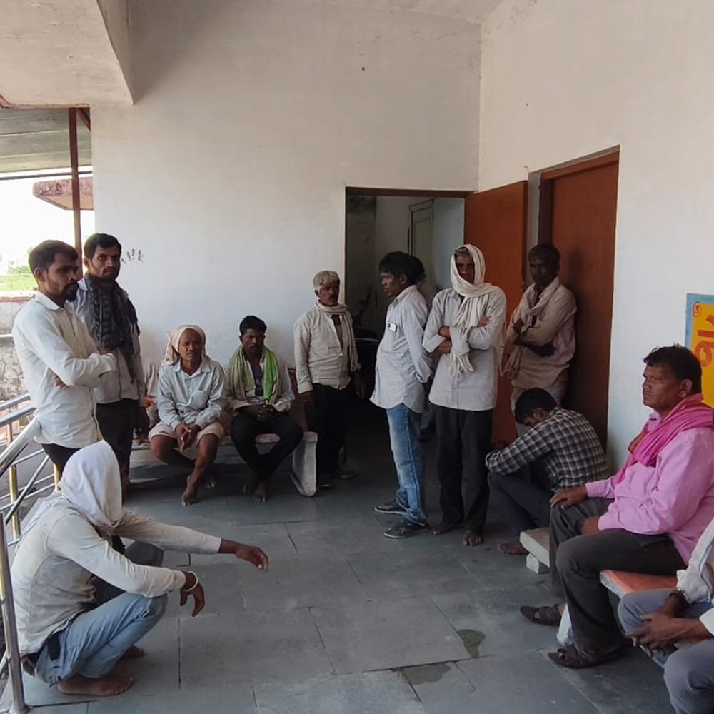 धमोत्तर में करंट लगने से बुजुर्ग किसान की मौत:खेत पर काम करने गया था, स्टार्टर ऑन करते समय बेहोश होकर गिरा
