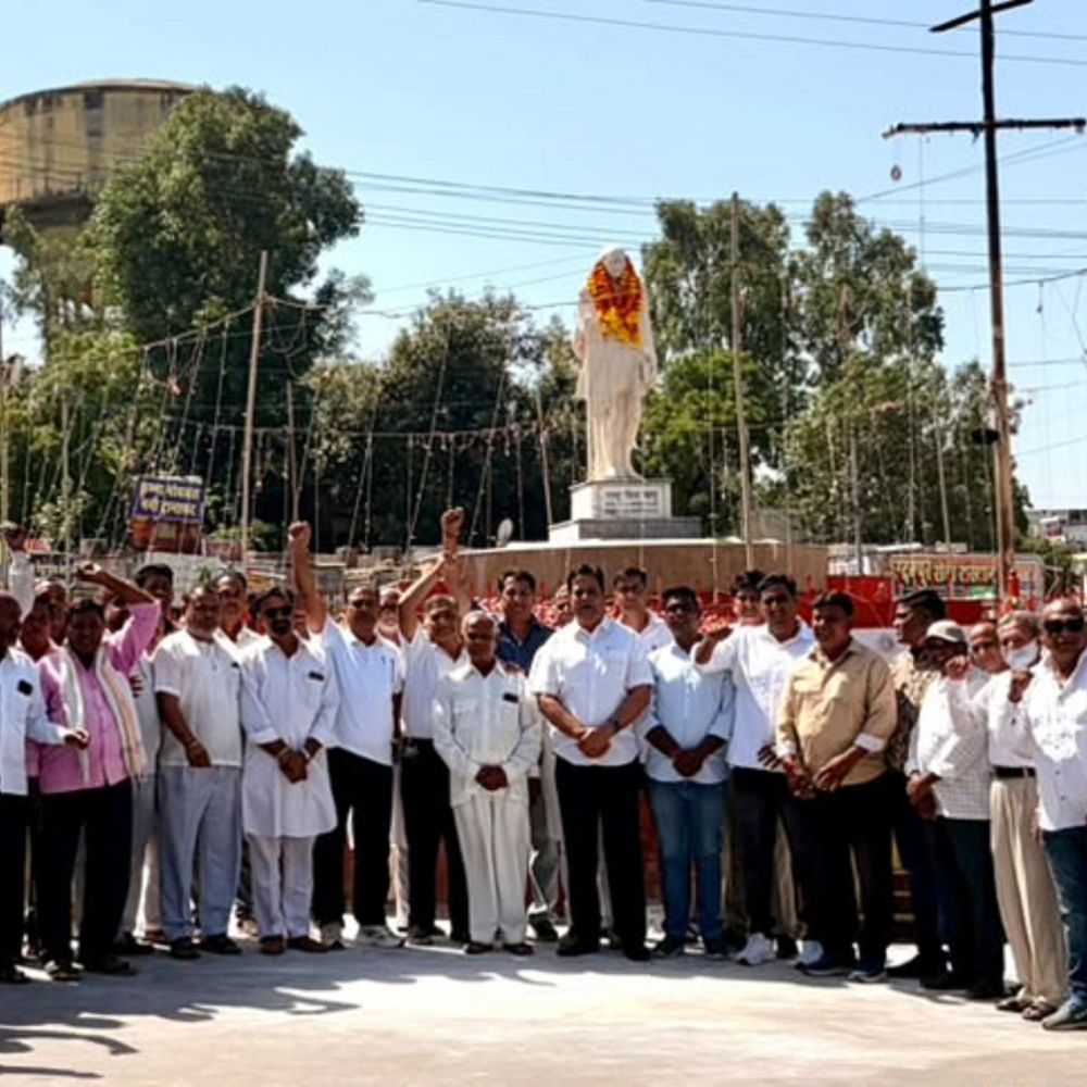 गांधी-शास्त्री के त्याग, सादगी, निष्ठा, राष्ट्र के प्रति समर्पण को नमन किया