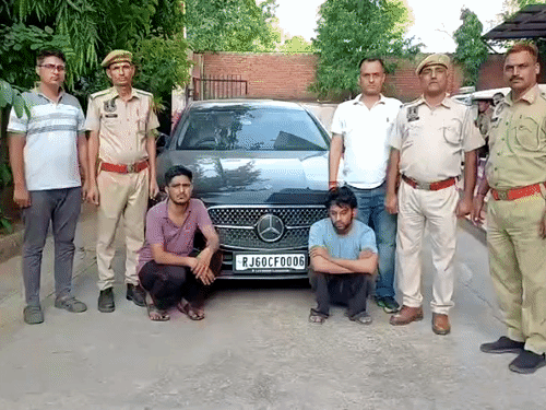 बिजनेसमैन बनने के लिए 100 करोड़ ठगे:ठगी की रकम से खरीदी मर्सिडीज-बाइक जब्त, 1 करोड़ की एफडी फ्रीज; 2 आरोपी गिरफ्तार