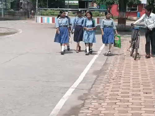 दिन में धूप निकालेगी पसीना, शाम से राहत के आसार:बारिश की संभावना नहीं, नमी के चलते उमस भी करेगी परेशान