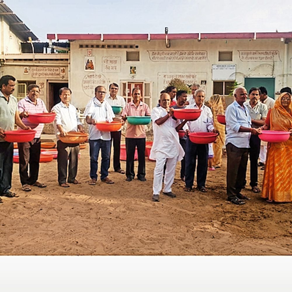 गोशाला में पालिकाध्यक्ष व पार्षदों का स्वागत किया