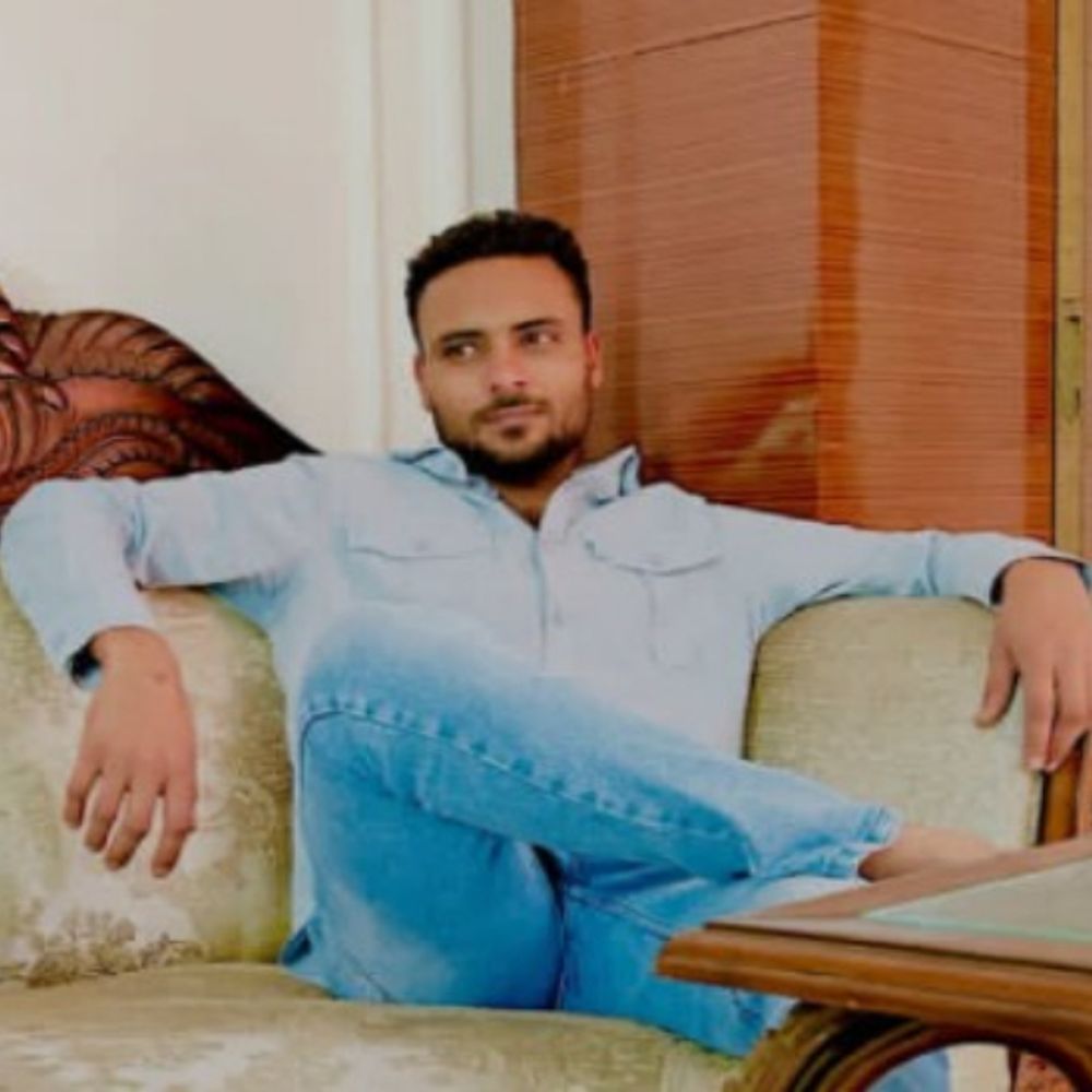 कोटा में हिस्ट्रीशीटर पर चाकू से ताबड़तोड़ हमला:कार से आए 4 बदमाशों ने 7-8 वार किए; निजी अस्पताल में भर्ती