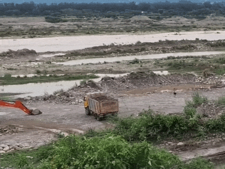 पठानकोट और गुरदासपुर में अवैध खनन पर हाई कोर्ट सख्त:पंजाब सरकार को 4 हफ्ते की मोहलत, कार्रवाई न होने पर दिए स्वतंत्र एजेंसी से जांच के आदेश