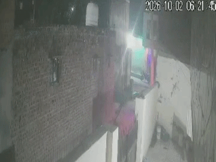 आगरा में तेज धमाके साथ पानी की टंकी फटी-VIDEO:सीसीटीवी घटना हुई कैद, लोगों में डर का माहौल