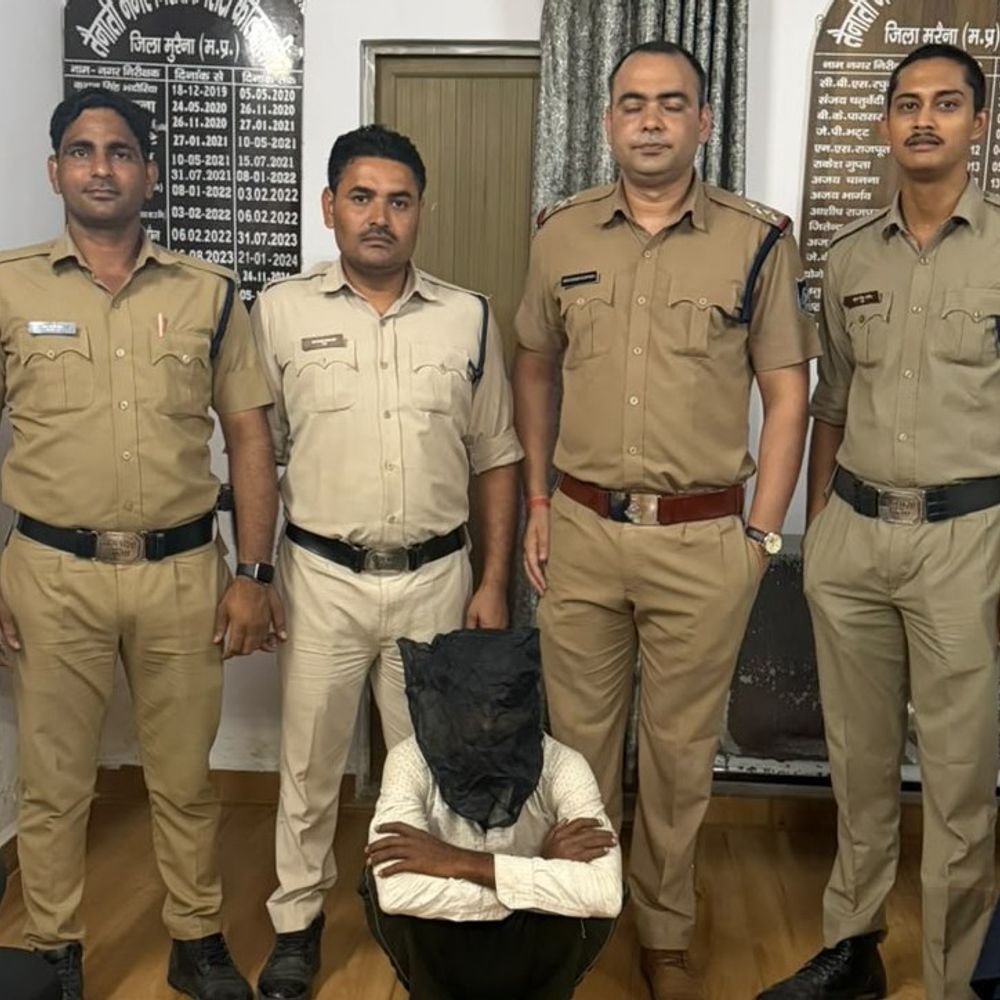 मुरैना में 4 हजार का इनामी बदमाश:चोरी-नकबजनी के मामले में था फरार, राजस्थान के धौलपुर से गिरफ्तार