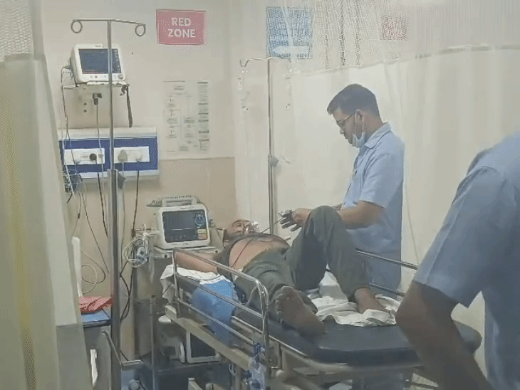 ग्वालियर में थाना के सामने व्यापारी को गोली मारी:हमलावर के परिवार की लड़की 15 दिन से लापता, घायल के भांजे पर संदेह