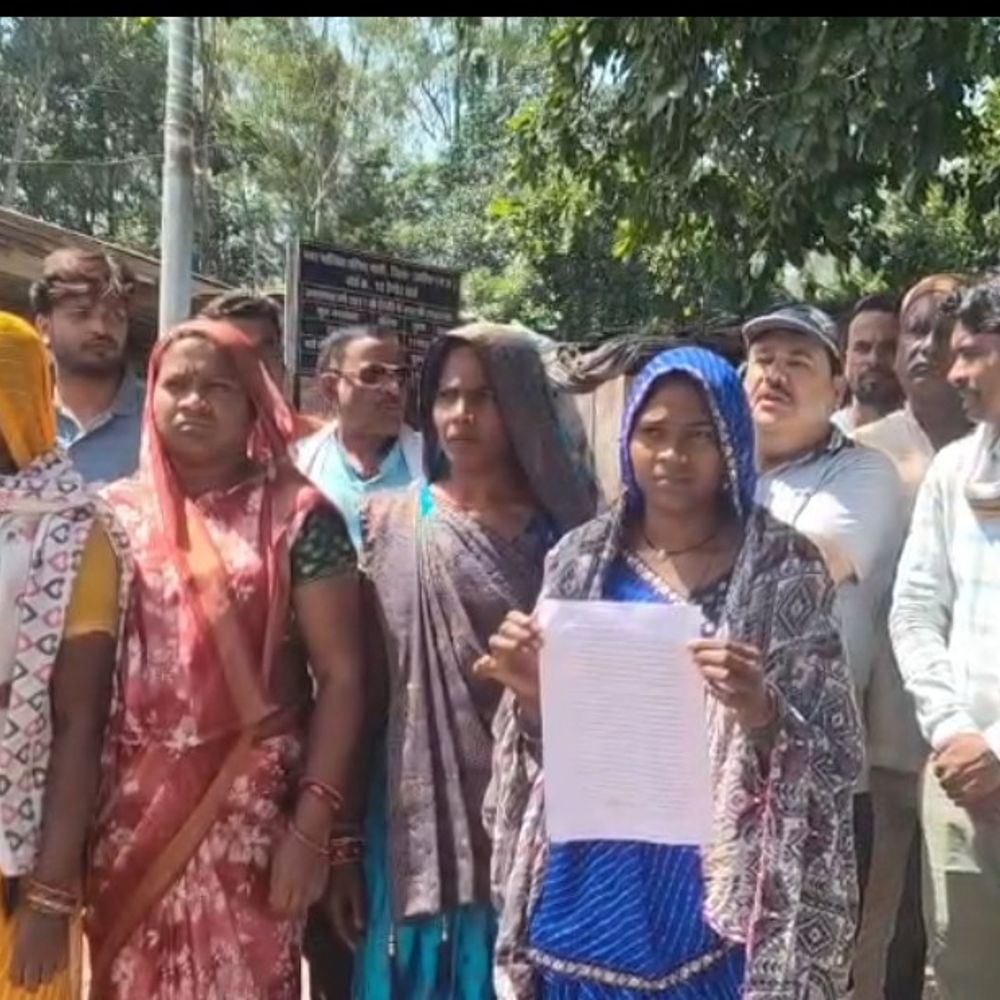 उमरिया में कोल कंपनी-ग्रामीणों में झड़प, 19 पर केस दर्ज:कंपनी के 6 कर्मचारी घायल, ग्रामीणों ने भी थाने में की शिकायत