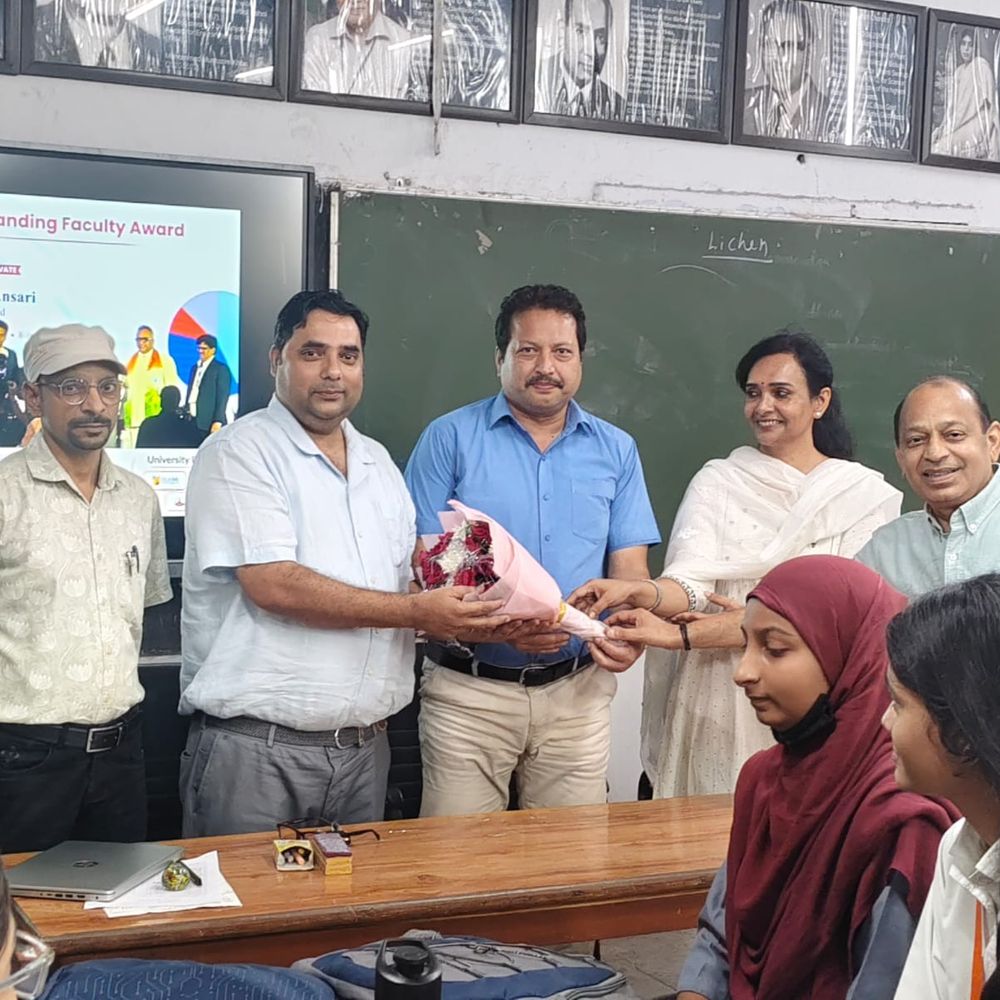 डॉ. जावेद अंसारी को मिला राष्ट्रीय रिसर्च अवॉर्ड:हिंदू कॉलेज मुरादाबाद के सहायक आचार्य को बहुविषयक शोध में सम्मान
