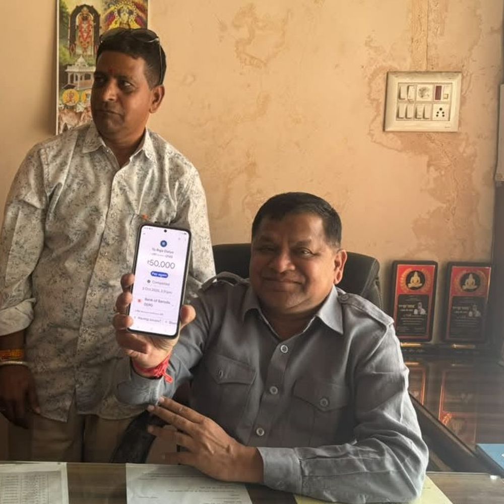उत्तराखंड में फंसे आलीराजपुर के चारधाम यात्रियों को मिली मदद:महेश पटेल ने ₹50 हजार रुपए भेजे, घर लौटने के लिए पैसे नहीं बचे थे