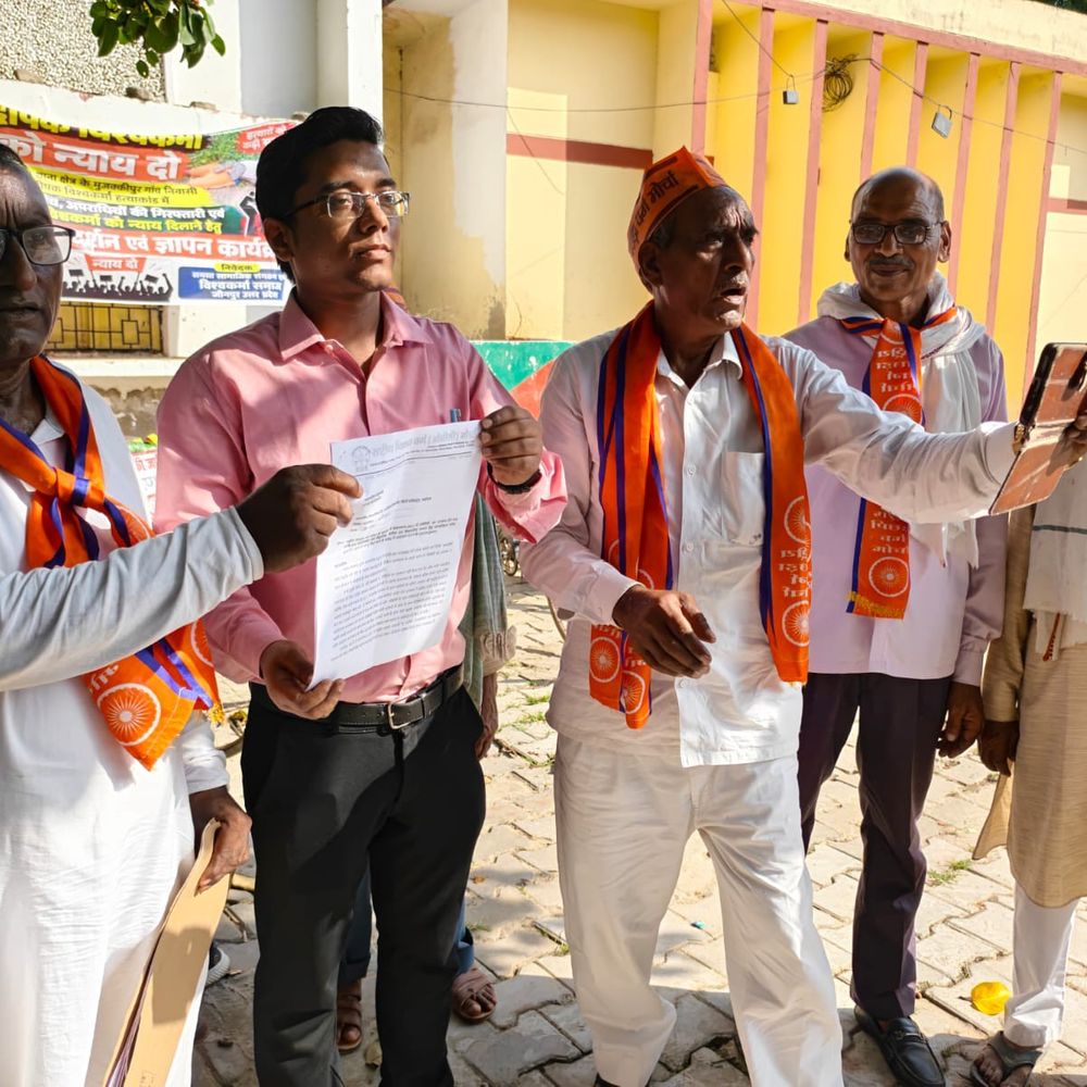 जौनपुर में ओबीसी विकल्प की मांग को लेकर साइकिल रैली:राष्ट्रीय पिछड़ा वर्ग के नेतृत्व में कलेक्ट्रेट पहुंचे कार्यकर्ता; जनगणना-2027 में अलग विकल्प देने की मांग