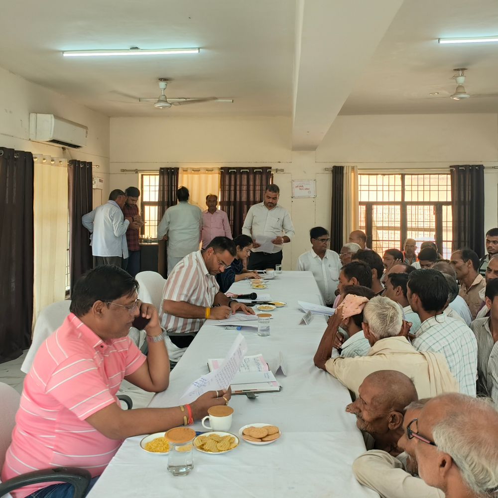 घाटमपुर तहसील दिवस में SDM ने सुनी लोगों की समस्याएं:अधिकारियों को जल्द निस्तारण के निर्देश दिए, 146 में से 6 का हुआ निस्तारण